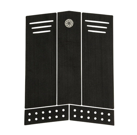 FRONT DECK III - SCRUB TECH™ TRACTION PAD - BLACK