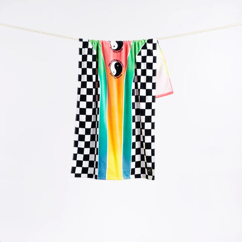 Town & Country Beach Towel - Guava