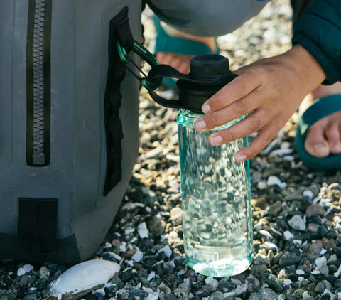 Yonder Tether Water Bottle 750 ML (25 Oz.) - Seafoam