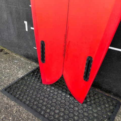 Fish 5'8" Red Tint - Futures