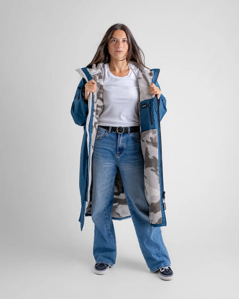 Dryrobe Advance Long Sleeve - Deep Sea Blue/Sand Camo