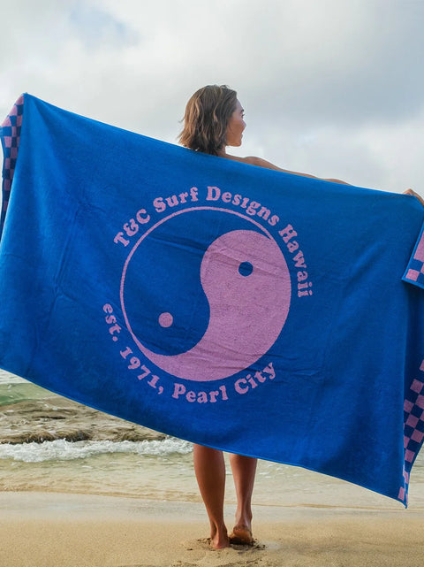 T&C Surf Designs Jaccard Towel - Blue and Pink