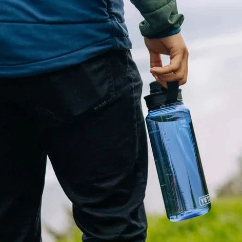 Yonder Tether Water Bottle 1 Litre (34 Oz.) - Navy