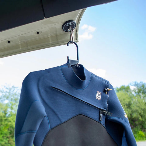 "Hang Time" Magnetic Kit Hanger